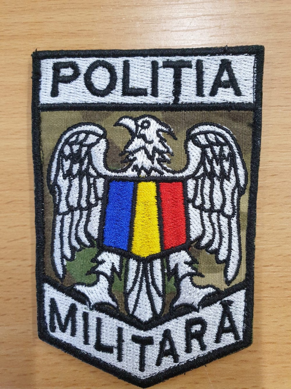 Ecuson maneca Politia Militara 10,5x7cm COMBAT